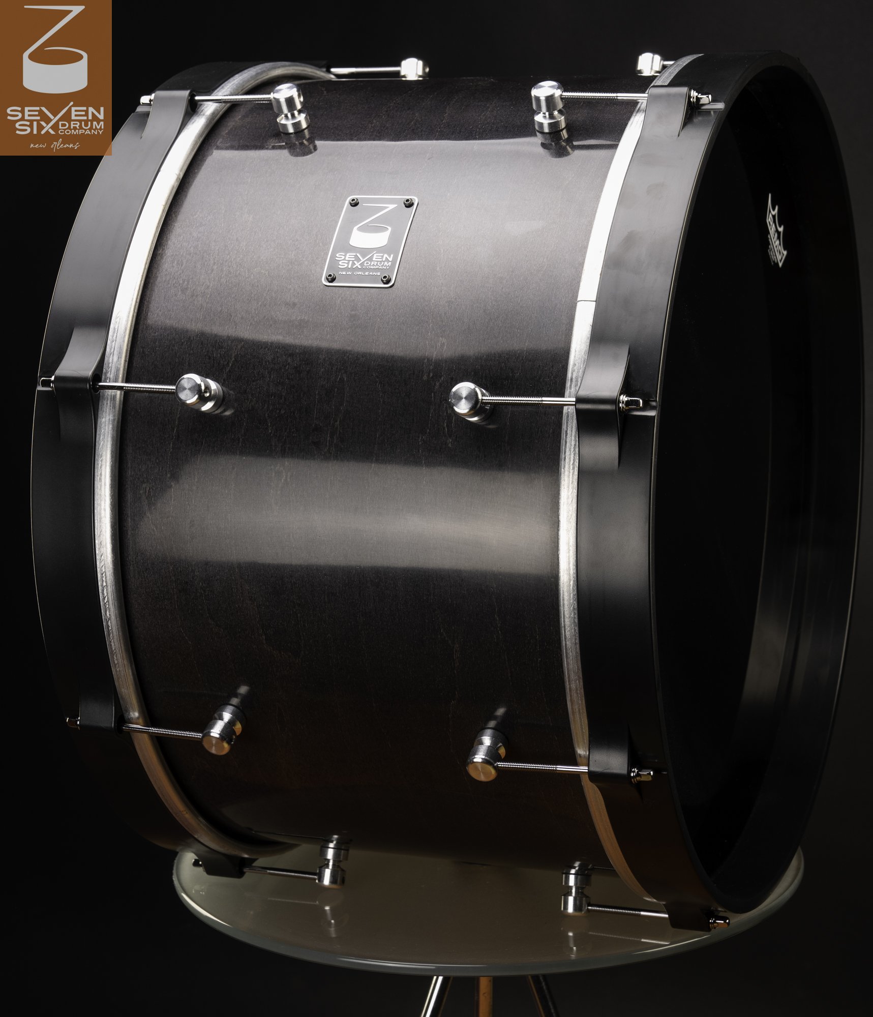 UL Second Line Bass Drum Charcoal Grey Gloss with Brushed Silver Lugs